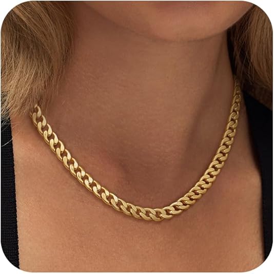 Cavaro™ | Gold Chunky Cuban Link Necklace - Image 3