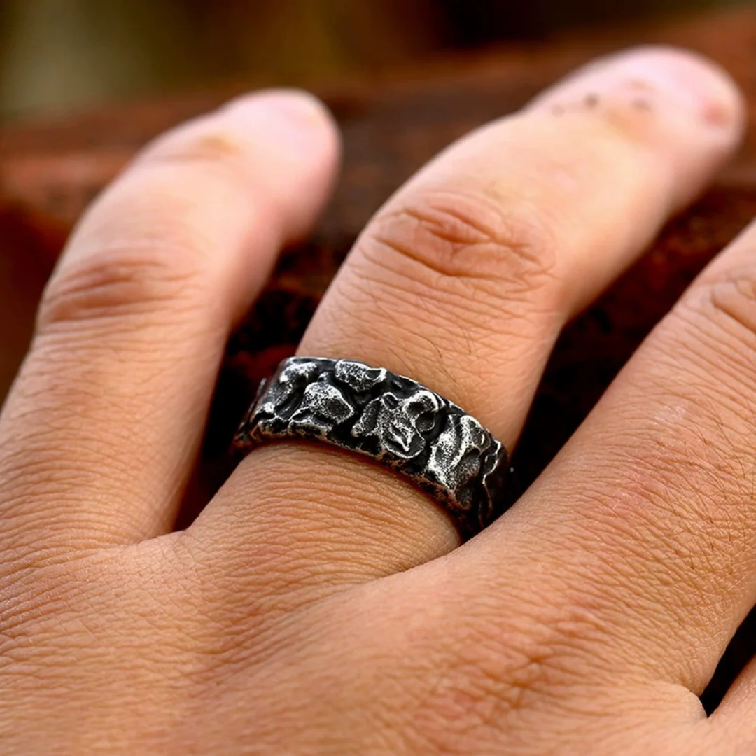 Vintage Stone Silver Legacy Ring - Image 3