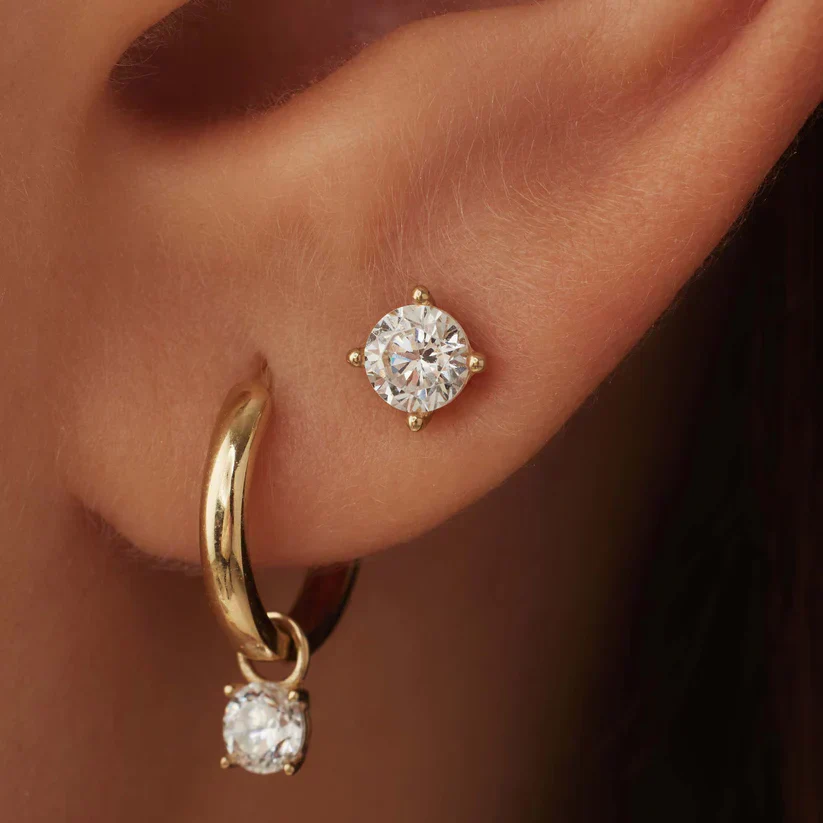 Larmes™ | Gold Stone Stud Earrings - Image 4